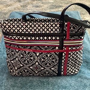 Vera Bradley Trimmed Tote in Barcelona